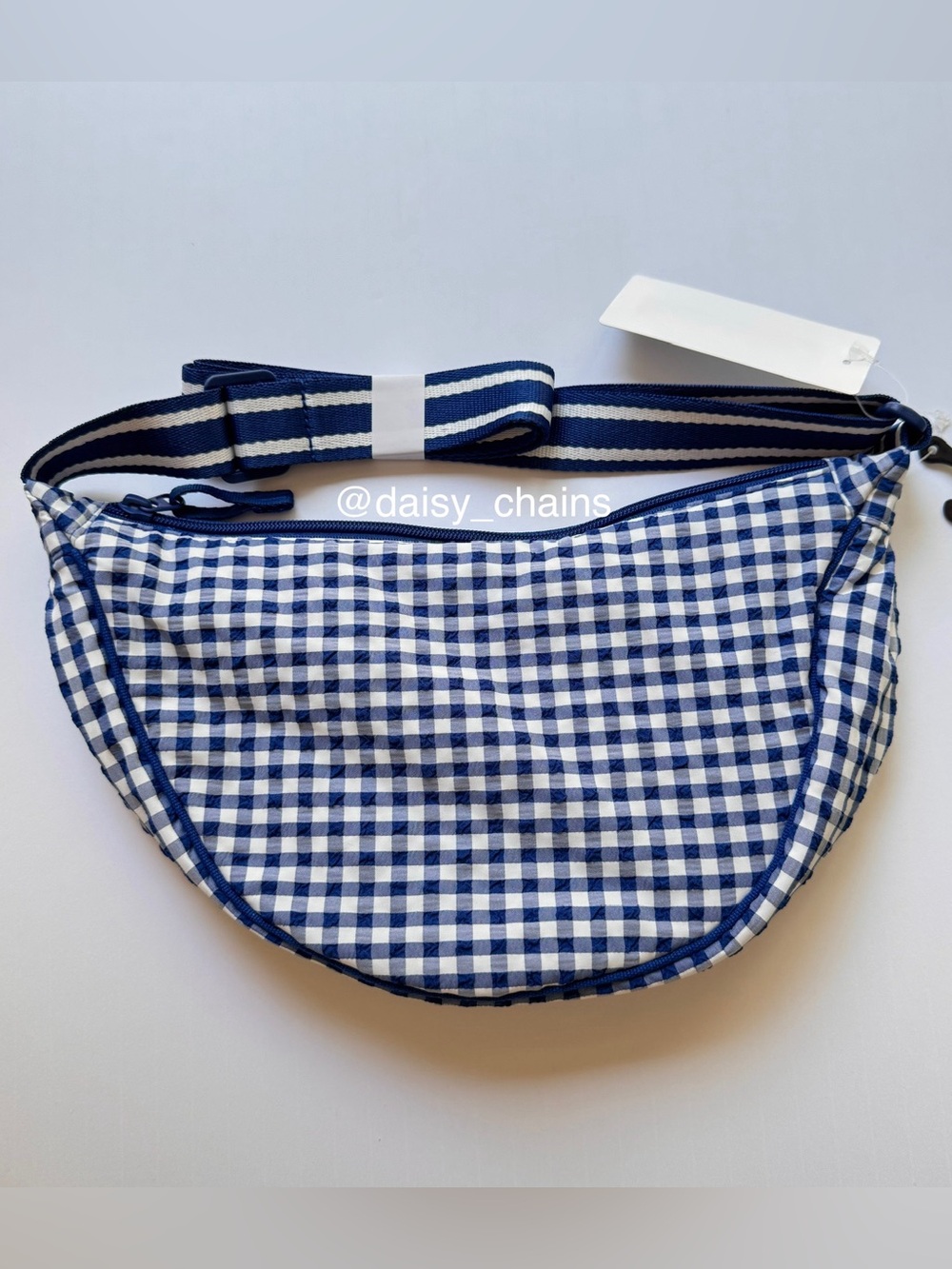Uniqlo Round Mini Shoulder Bag